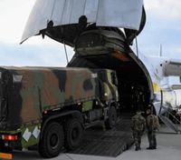 Процесс длится иногда всего 48 часов, – Пентагон о транспортировке оружия из США в Украину