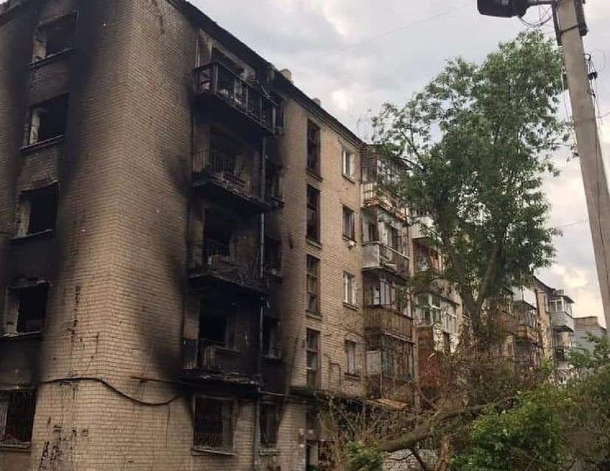 Отход оккупантов из Северодонецка и беспощадные обстрелы Донбасса: какая ситуация в регионах Отход оккупантов из Северодонецка и беспощадные обстрелы Донбасса: какая ситуация в регионах