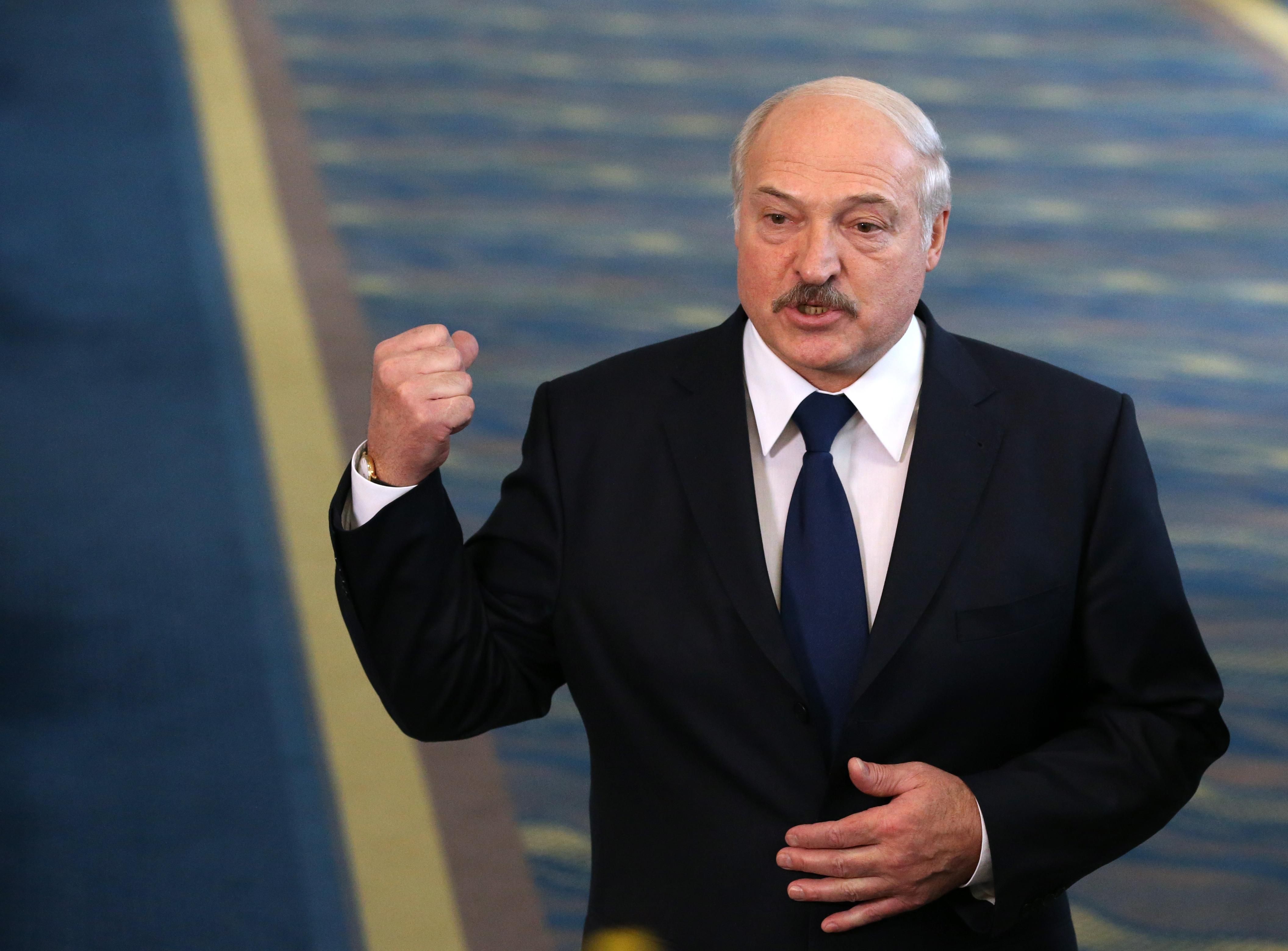 Про вторгнення він не думає, – Денисенко назвав умову, за якої Лукашенко може вступити у війну - 24 Канал