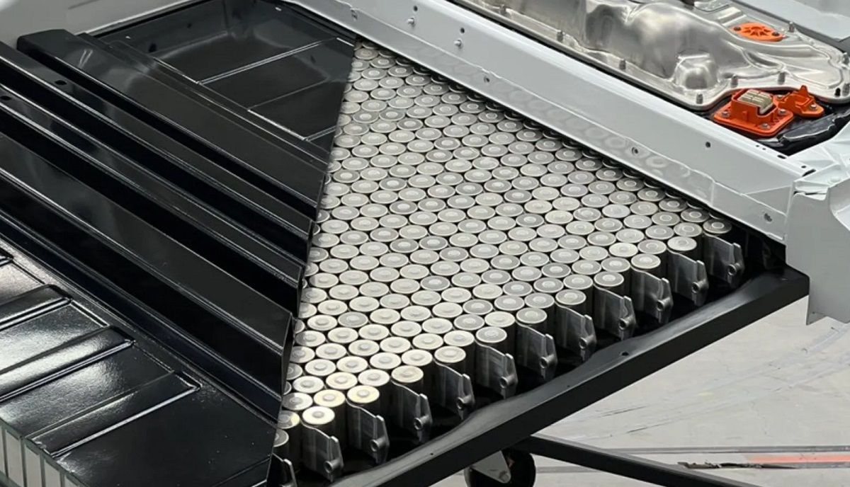 Инженеры Tesla описали новый тип батареи со сроком службы 100 лет - Техно Инженеры Tesla описали новый тип батареи со сроком службы 100 лет - Техно