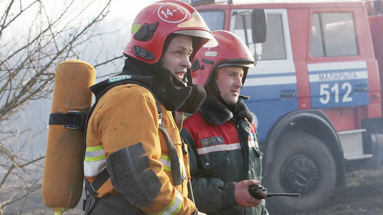Белорусским спасателям планируют раздать табельное оружие Белорусским спасателям планируют раздать табельное оружие
