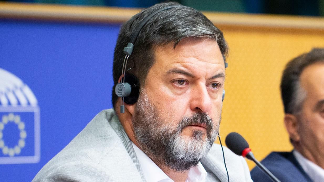 Испанский депутат в Европарламенте продвигает нарратив, что США и НАТО выиграют от войны в Украине
