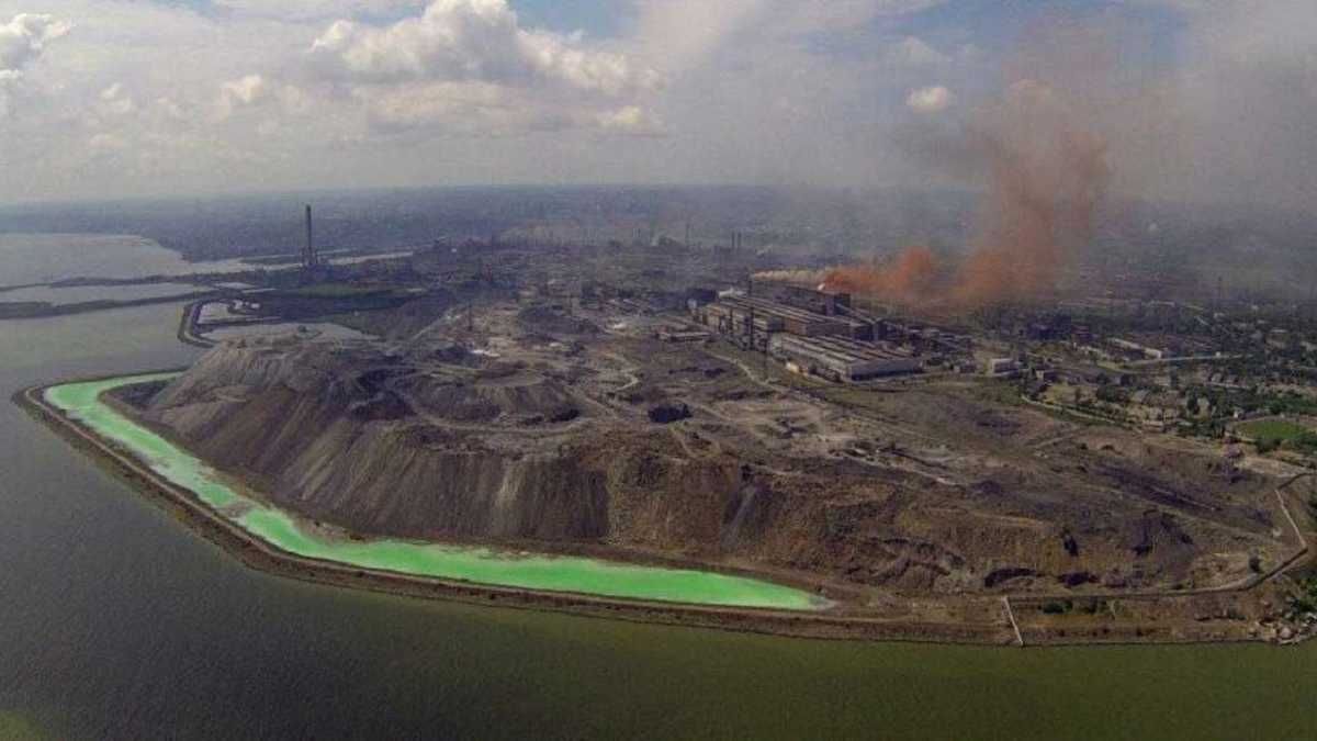 В море уже есть яд, – советник мэра Мариуполя предупредил о новой фазе экологической катастрофы В море уже есть яд, – советник мэра Мариуполя предупредил о новой фазе экологической катастрофы