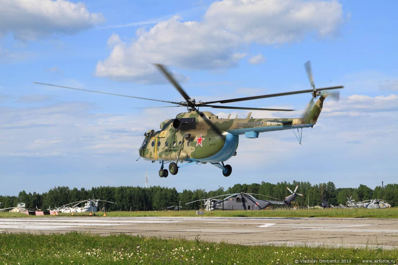 На Півдні росіяни атакували позиції ЗСУ з гелікоптерів Мі-8