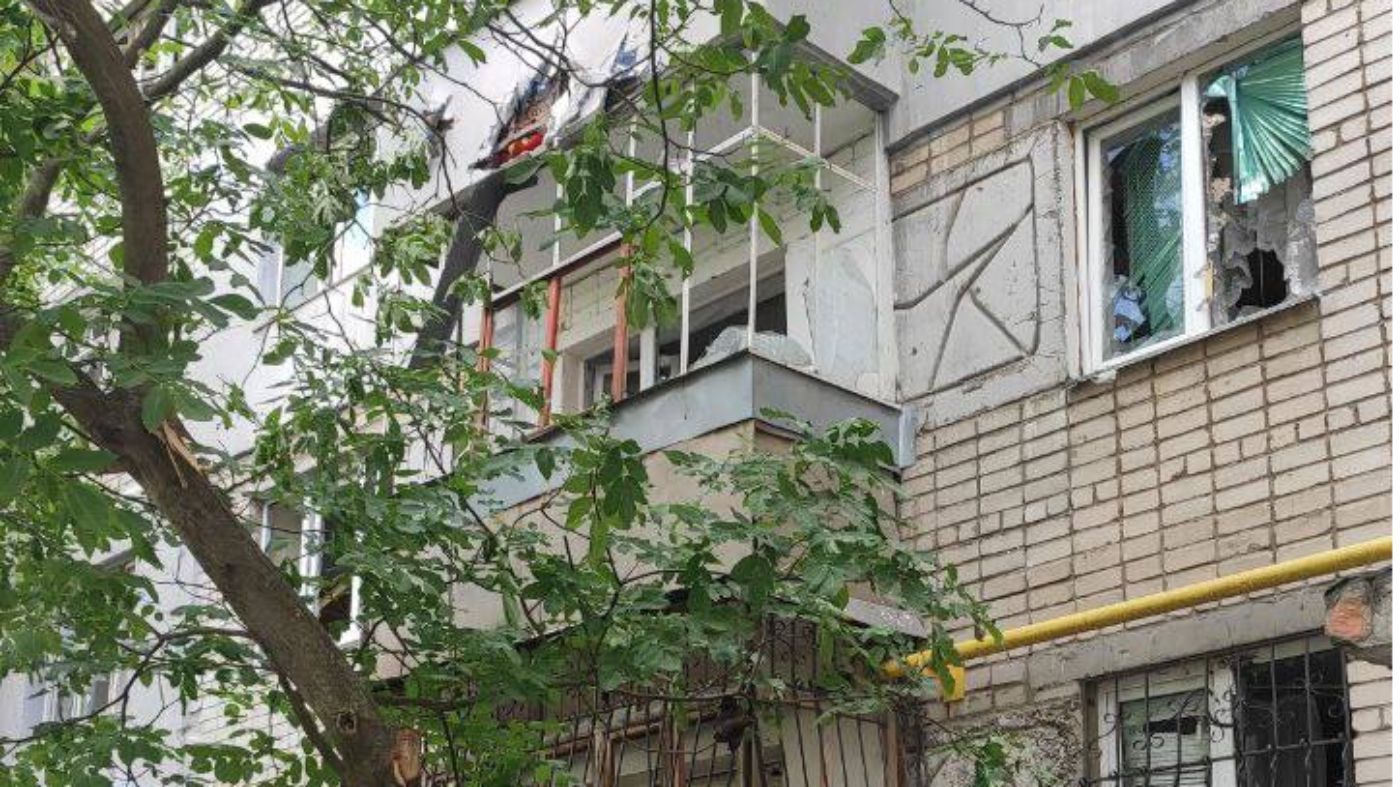 Пошкоджені будинки, загинули люди: фото наслідків обстрілу Миколаєва