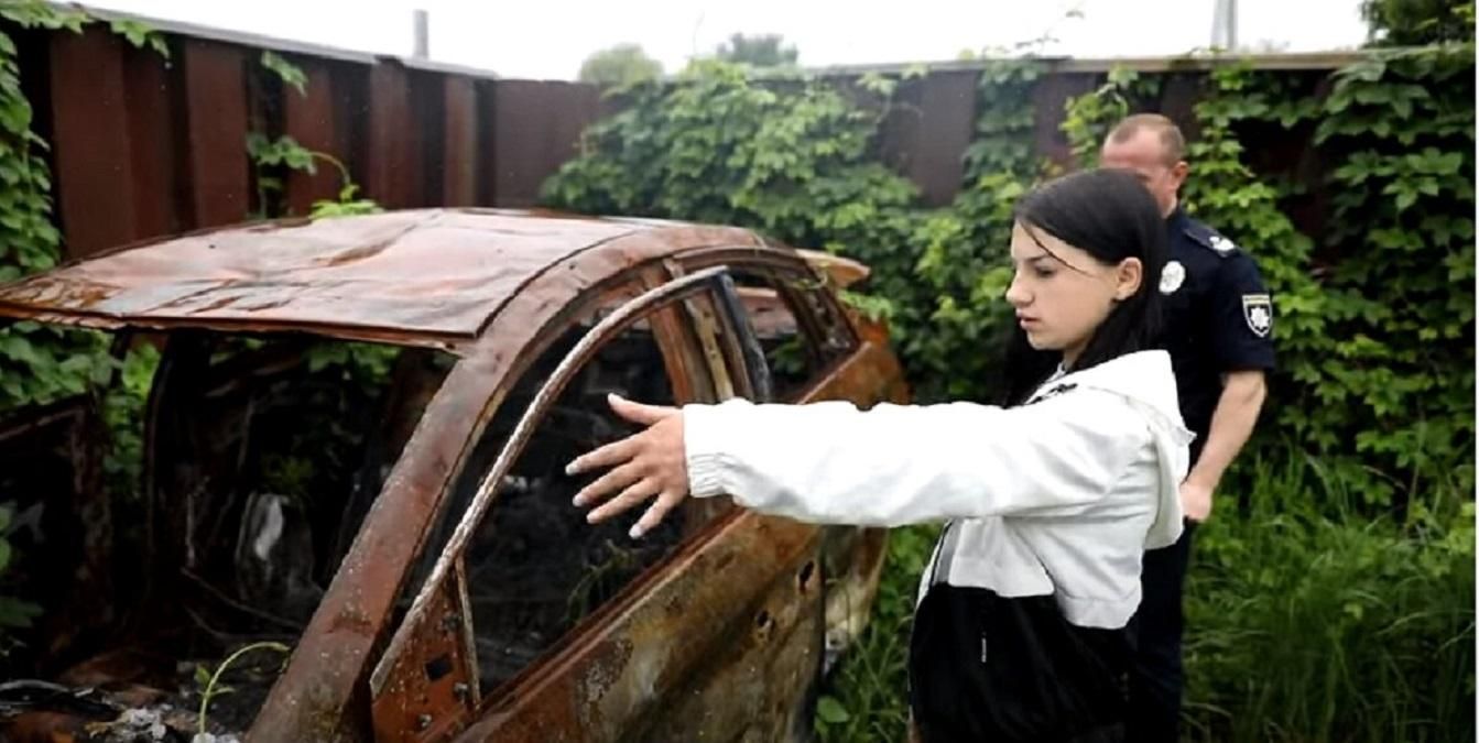 Росіяни вбили батька й мачуху 13-річна дівчина вдавала з себе мертву, щоб її не стратили - 24 Канал Росіяни вбили батька й мачуху 13-річна дівчина вдавала з себе мертву, щоб її не стратили - 24 Канал