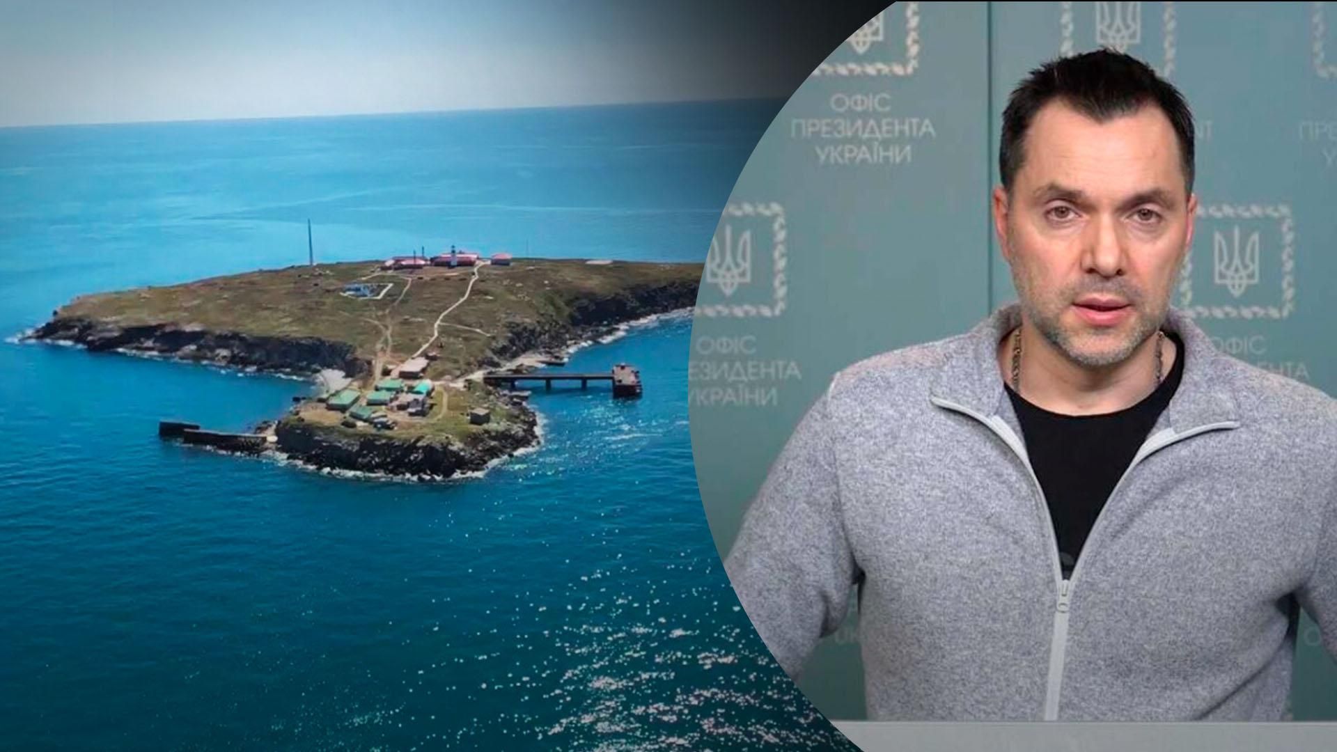 Переданные Украине "Гарпуны" могут достать до острова Змеиный, – Арестович Переданные Украине "Гарпуны" могут достать до острова Змеиный, – Арестович