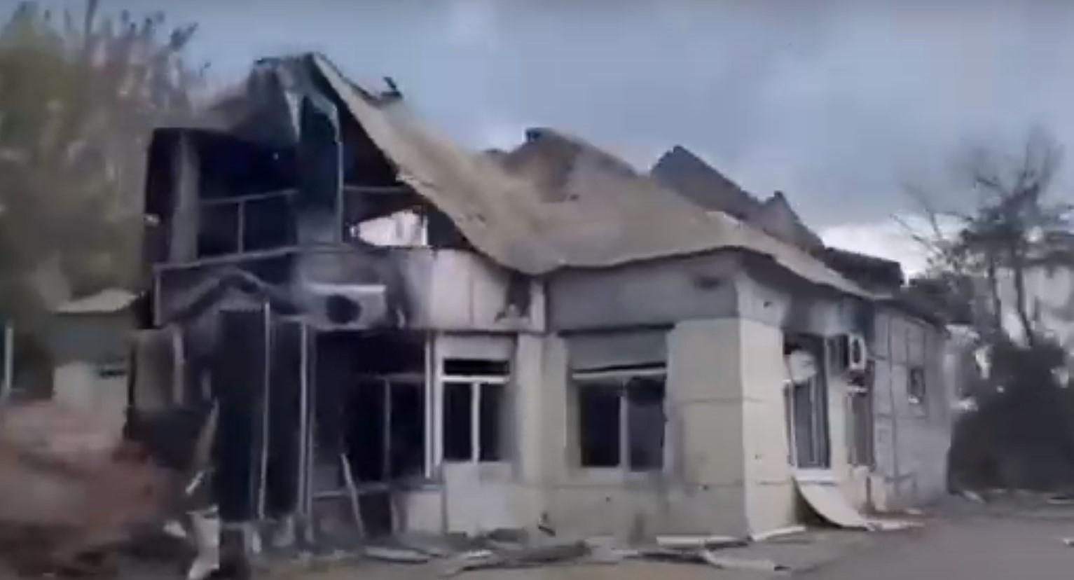Не місто, а руїна: показали відео з напівзруйнованого Лиману на Донеччині