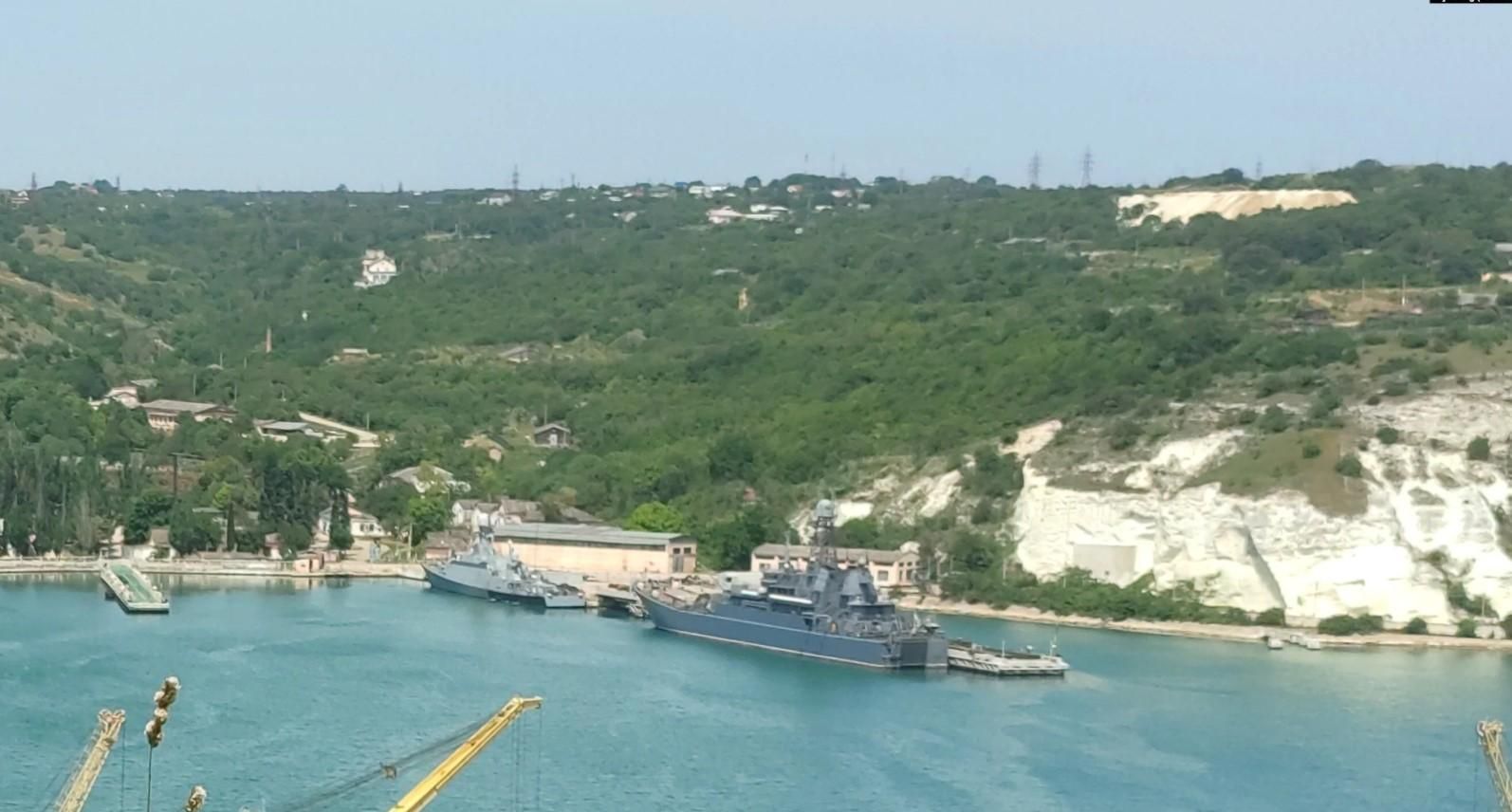 Капітан назвав завдання великих десантних кораблів Росії, які зайшли в Чорне море