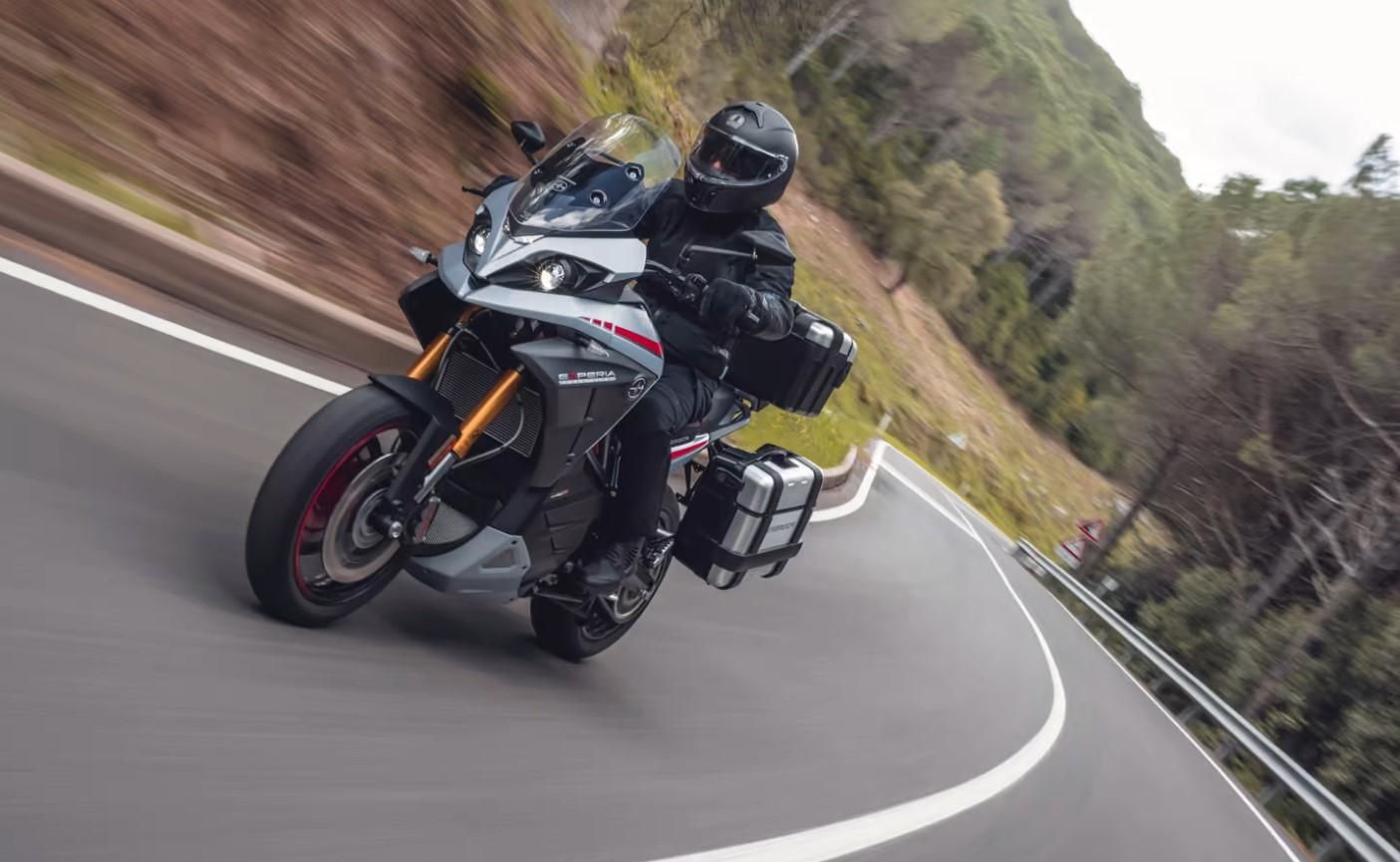 Energica представила электроцикл с рекордным запасом хода 420 километров - Техно Energica представила электроцикл с рекордным запасом хода 420 километров - Техно