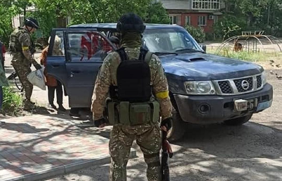 Вытащили из ада: из Лисичанска удалось эвакуировать 66 человек Вытащили из ада: из Лисичанска удалось эвакуировать 66 человек