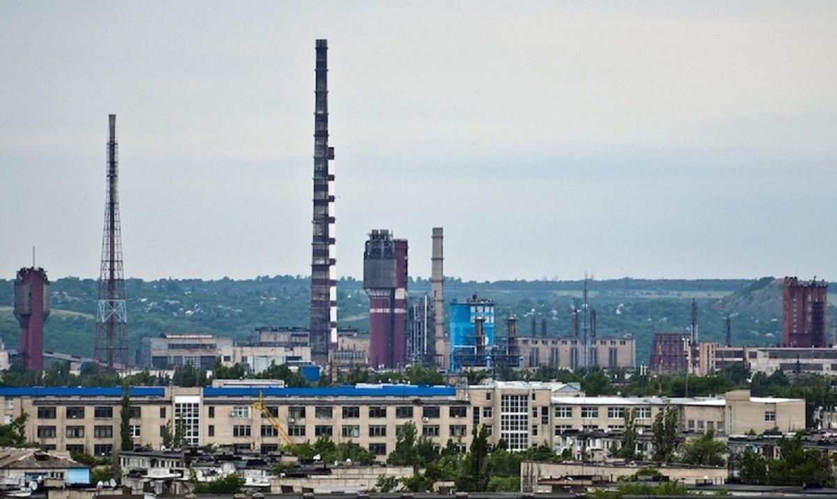 В бомбоубежищах "Азота" еще 500 человек, которые наотрез не хотят эвакуироваться, – Гайдай В бомбоубежищах "Азота" еще 500 человек, которые наотрез не хотят эвакуироваться, – Гайдай