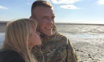 Жена Дениса Прокопенко рассказала об условиях защитников "Азовстали" в СИЗО