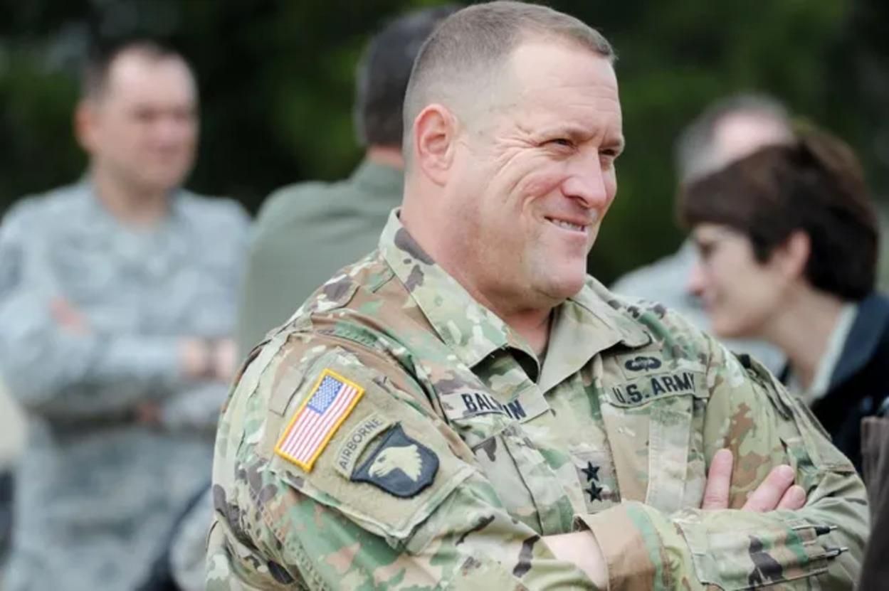 Генерал армії США закликав владу розглянути можливість надання Україні сучасних винищувачів Генерал армії США закликав владу розглянути можливість надання Україні сучасних винищувачів