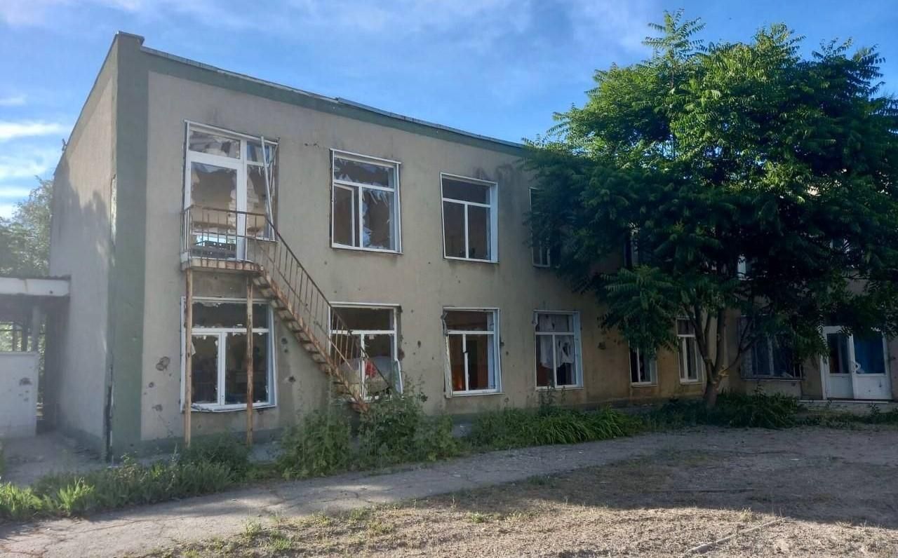Окупанти завдали ракетного удару по дитсадку на Запоріжжі Окупанти завдали ракетного удару по дитсадку на Запоріжжі