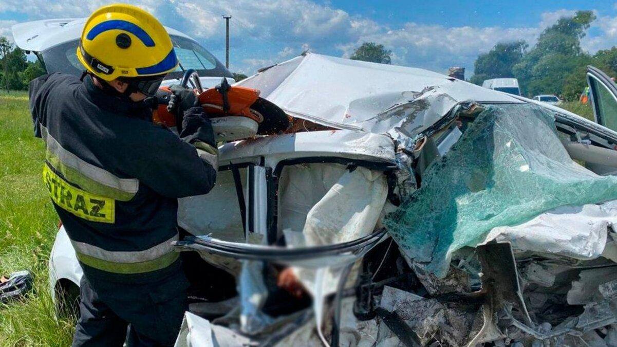 Жахлива ДТП сталася на Чернігівщині: є загиблі та поранені