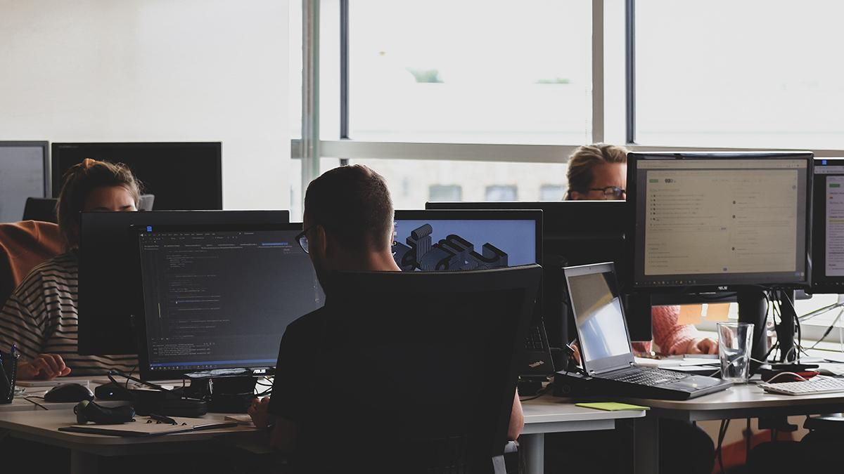 Программист слил данные разработчиков шпионских технологий, проданных российскому правительству - Техно Программист слил данные разработчиков шпионских технологий, проданных российскому правительству - Техно