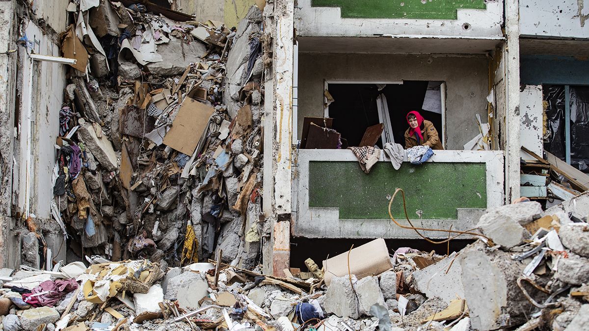 Украинцам компенсируют ремонт поврежденного жилья: кто может получить деньги
