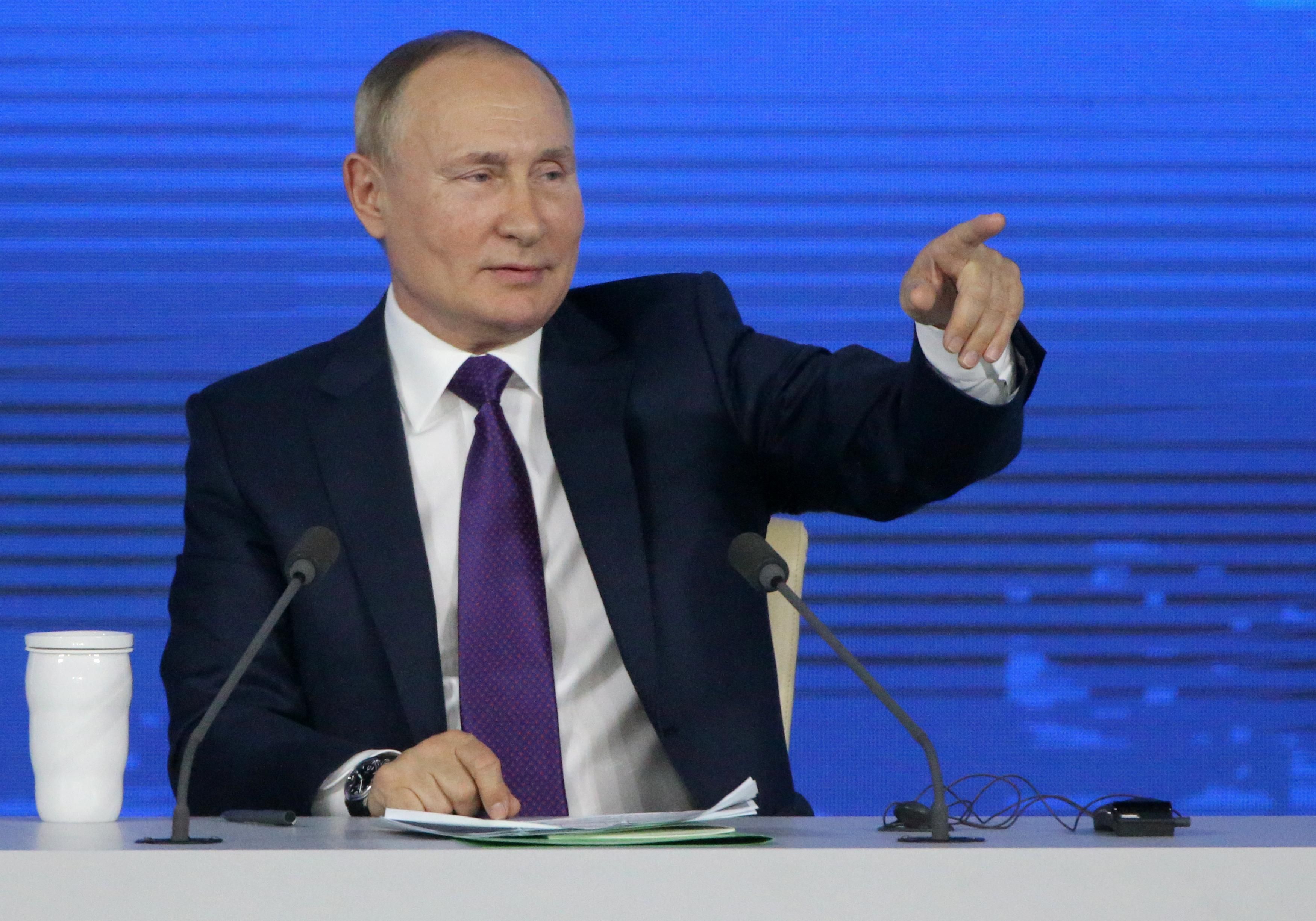 Путін несподівано переніс щорічний телемарафон з росіянами: Кремль мовчить