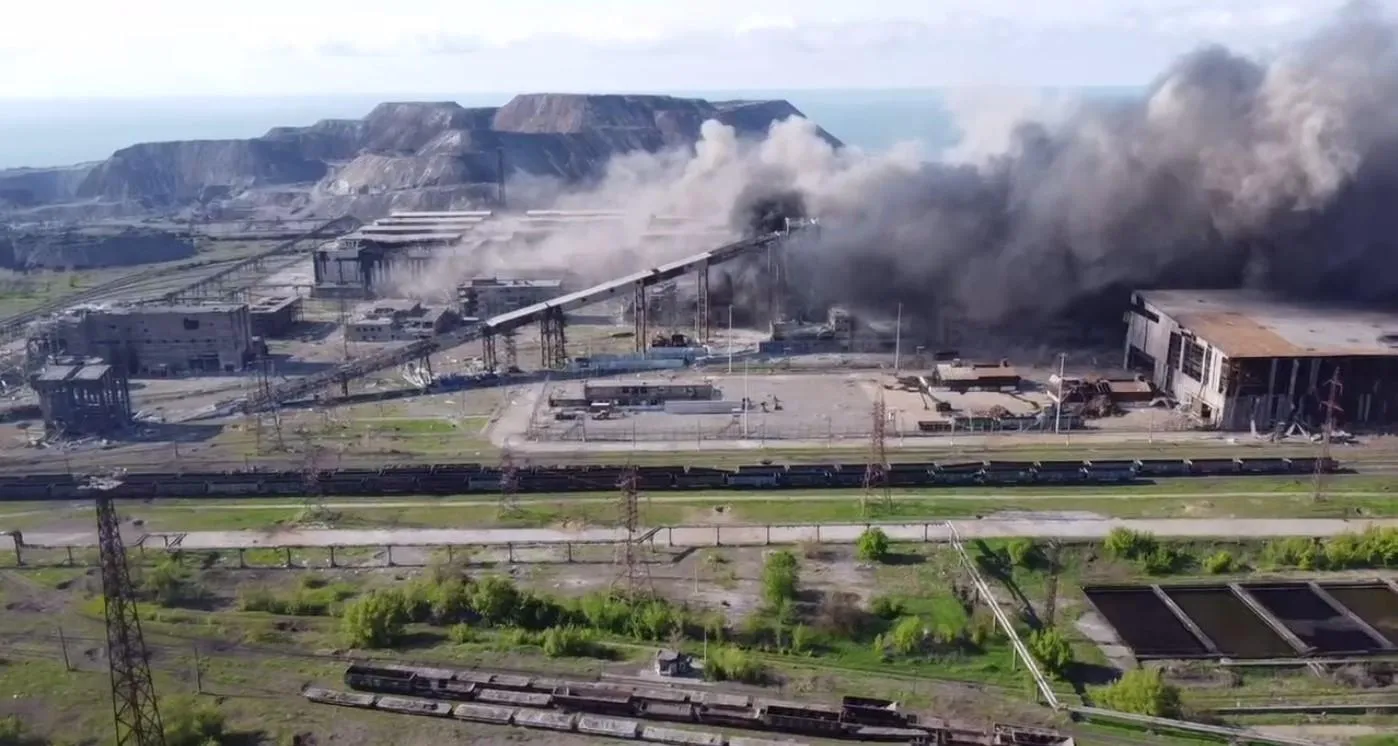 азовсталь во время бомбежек россиянами азовсталь во время бомбежек россиянами