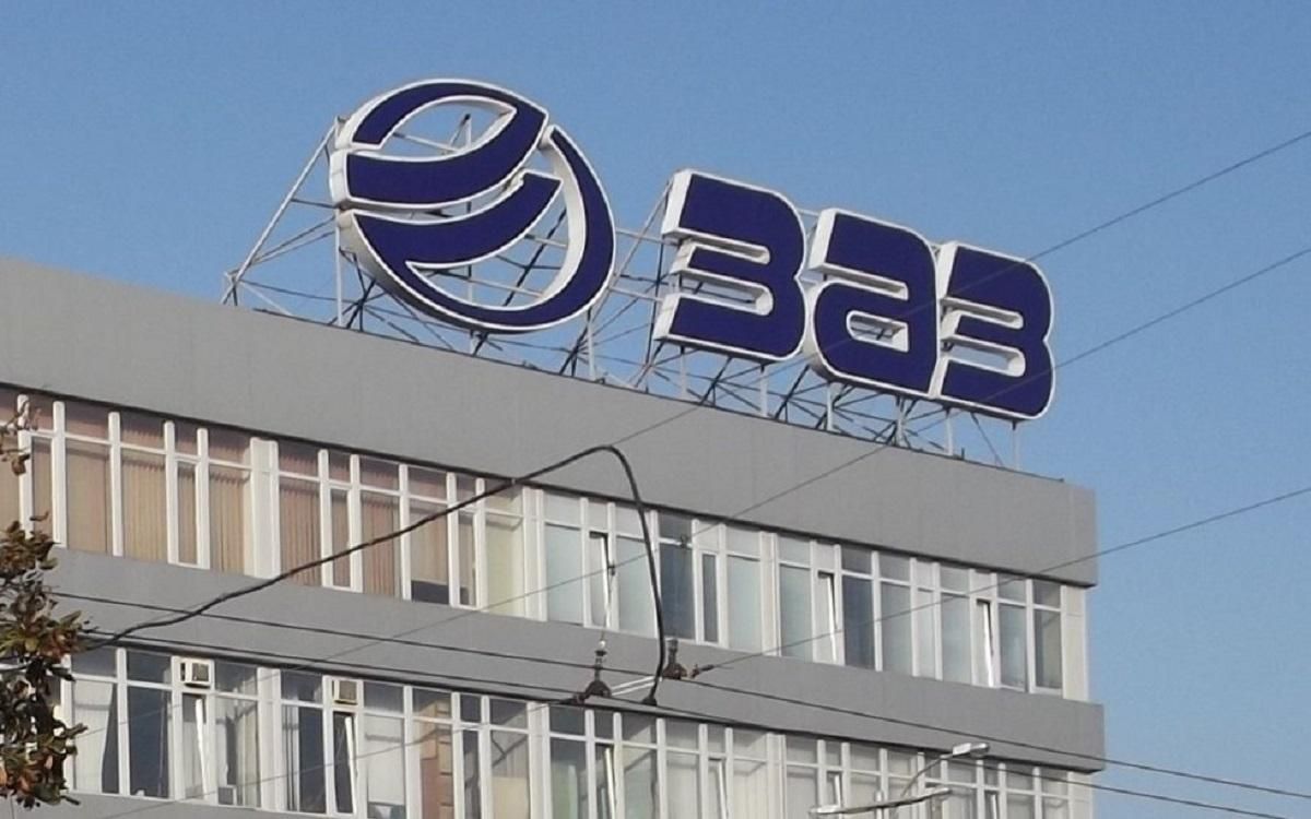 Окупанти поклали око на "Запорожця": збираються загарбати, як і завод Рено у Підмосков'ї Окупанти поклали око на "Запорожця": збираються загарбати, як і завод Рено у Підмосков'ї