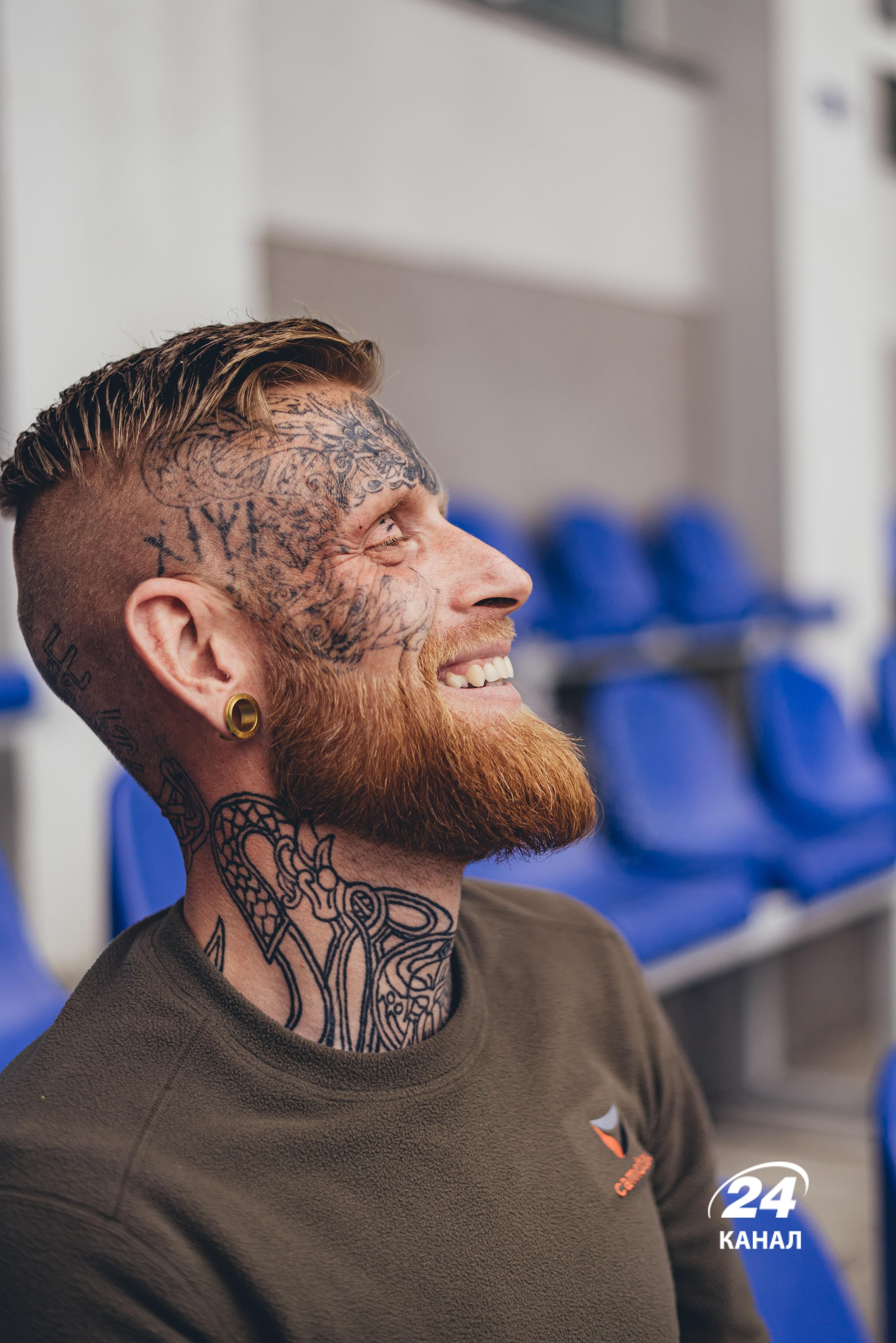 Я "помирав" уже тричі, – іноземний доброволець розповів про фейки пропагандистів Путіна Я "помирав" уже тричі, – іноземний доброволець розповів про фейки пропагандистів Путіна