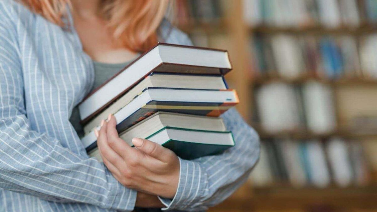 Абитуриенты с оккупированных территорий смогут поступить в украинские вузы: что для этого нужно Абитуриенты с оккупированных территорий смогут поступить в украинские вузы: что для этого нужно