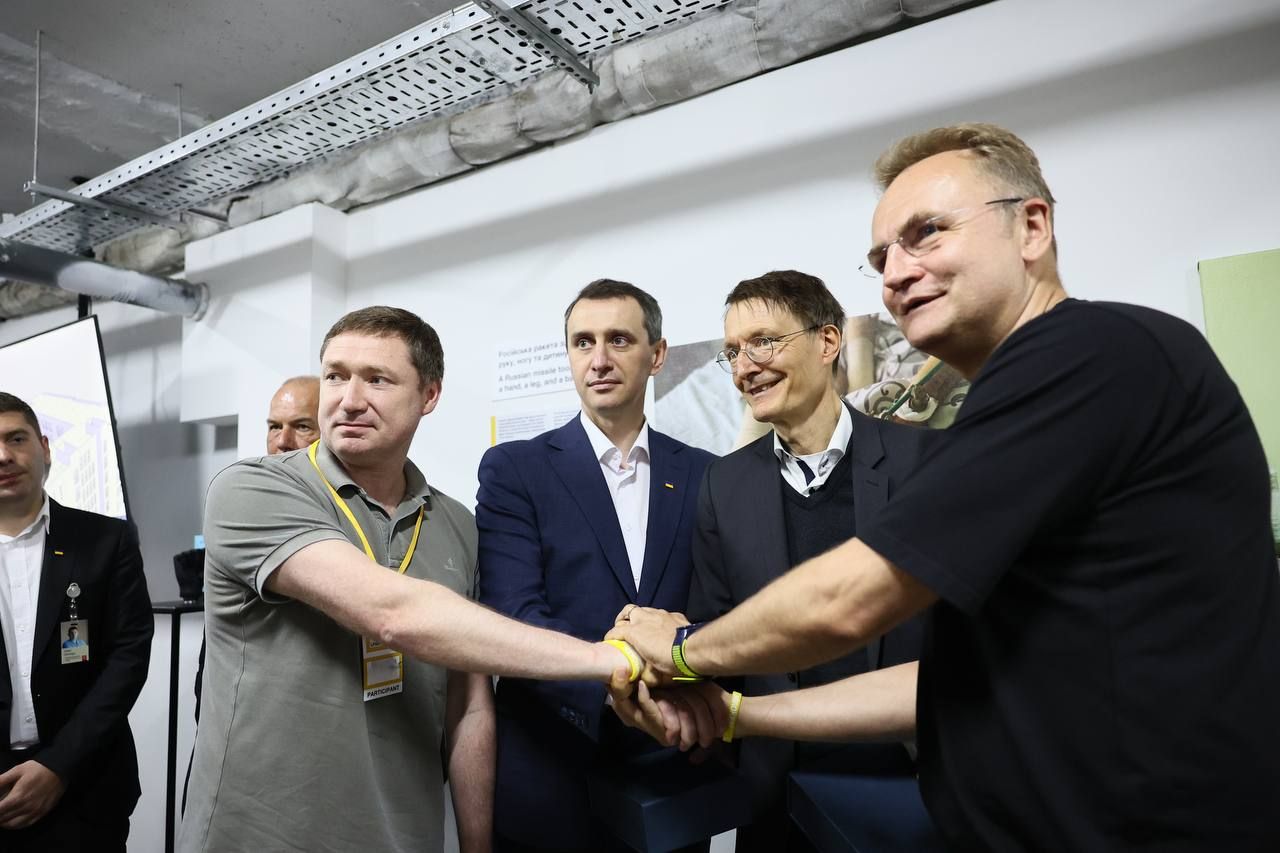 Перші донори реабілітаційного центру у Львові пожертвують понад 2 мільйони євро, – Садовий Перші донори реабілітаційного центру у Львові пожертвують понад 2 мільйони євро, – Садовий