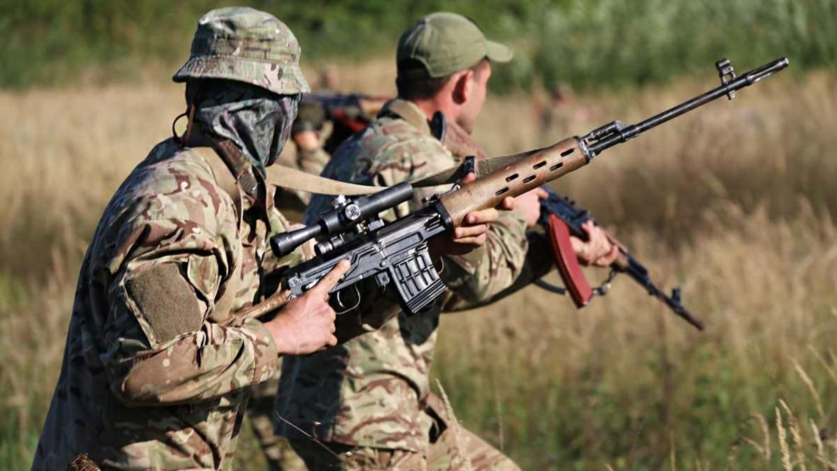 Розвідники ЗСУ на Півдні знищили групу російських десантників та захопили їхню зброю