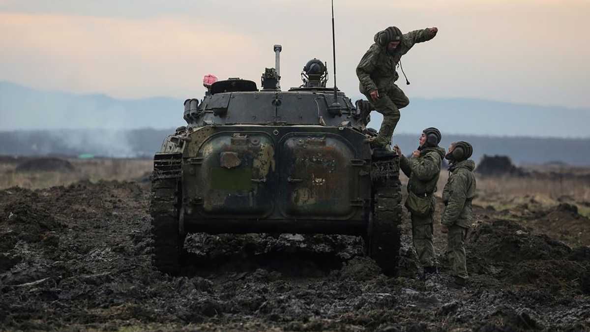 Окупантів вже заманюють на війну в Україну під легендою "відрядження в Білорусь"