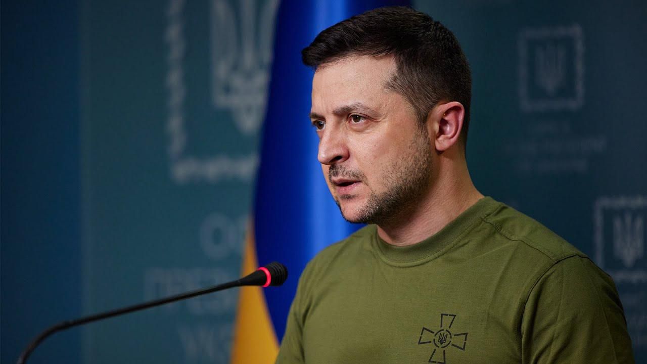 Зеленский обратился к украинцам Зеленский обратился к украинцам