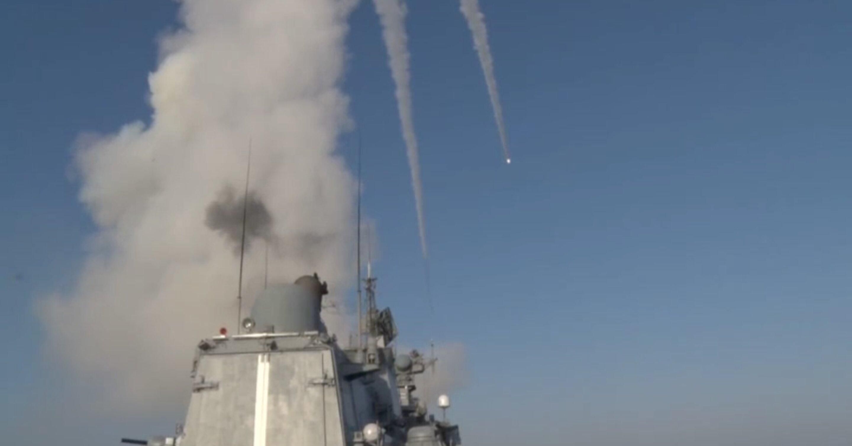 Для Гааги: у мережі з'явилось відео запуску російських ракет по Чорткову