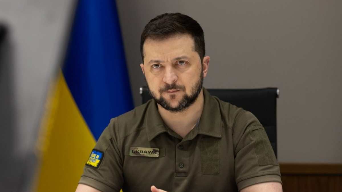 Бросят в бой срочников и мобилизованных, – Зеленский о "резервных силах" россиян на Донбассе Бросят в бой срочников и мобилизованных, – Зеленский о "резервных силах" россиян на Донбассе