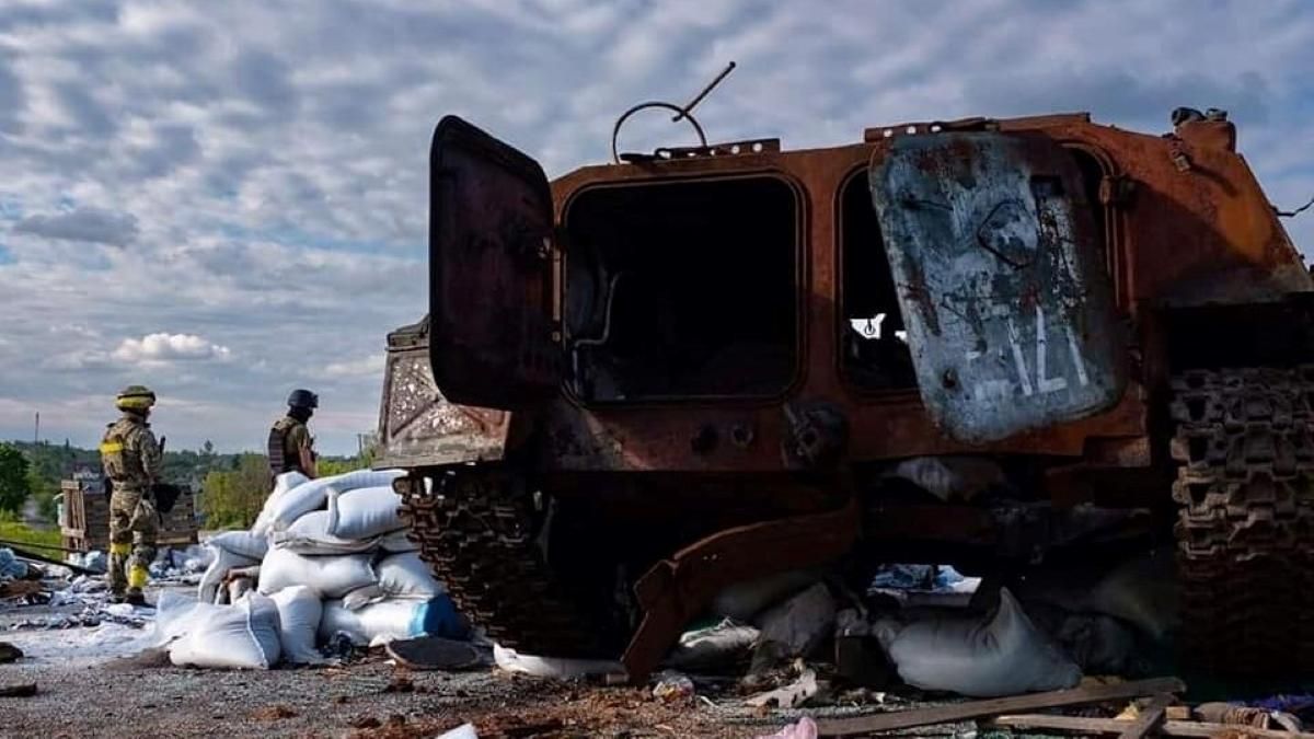 Окупанти вперше за кілька тижнів трохи просунулися на Харківському напрямку Окупанти вперше за кілька тижнів трохи просунулися на Харківському напрямку