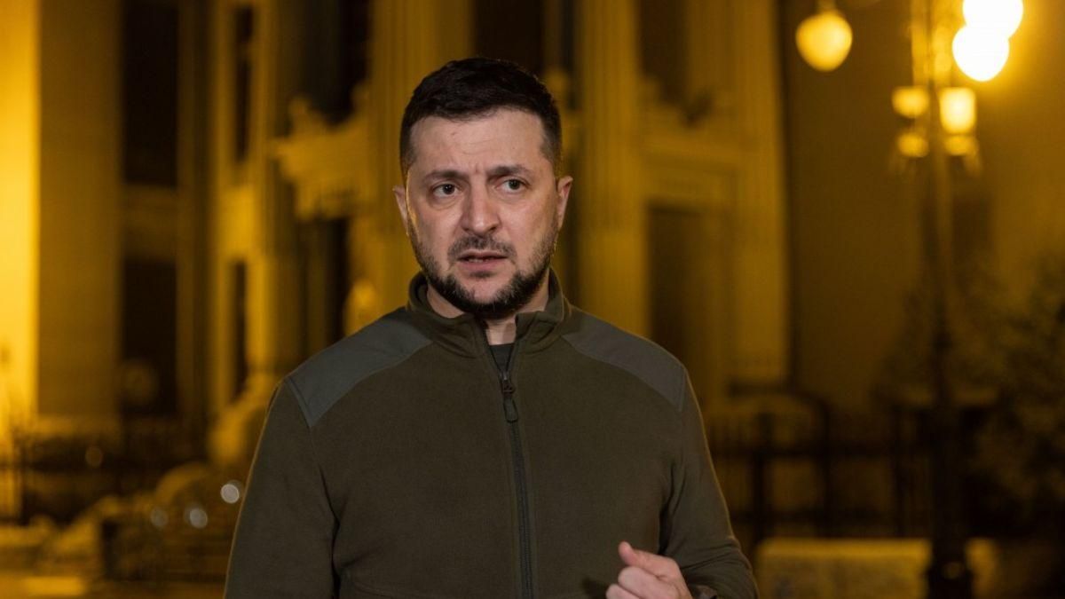 Зеленский обратился к украинцам в 111 день войны Зеленский обратился к украинцам в 111 день войны