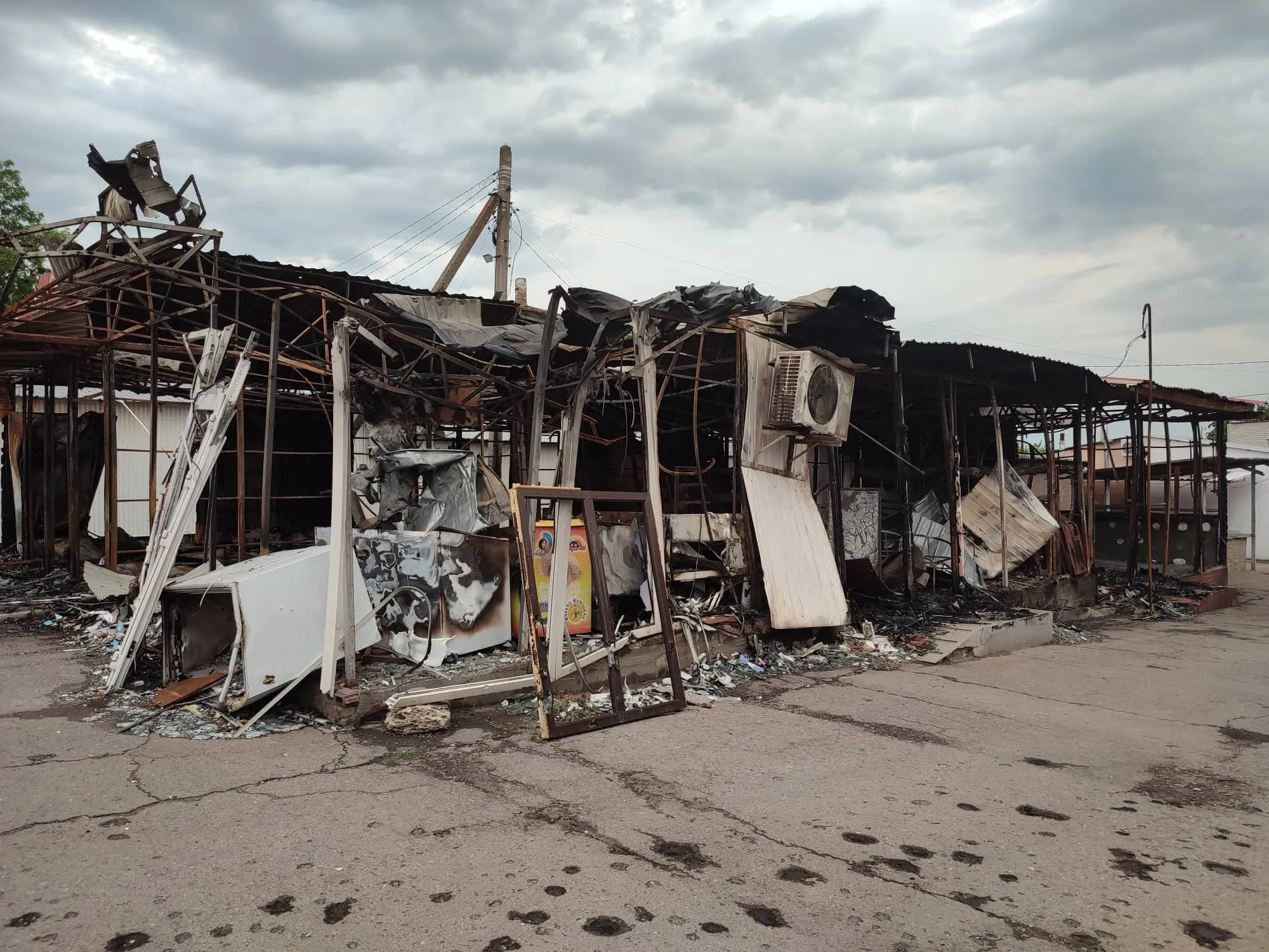 Зруйнований ринок Зруйнований ринок