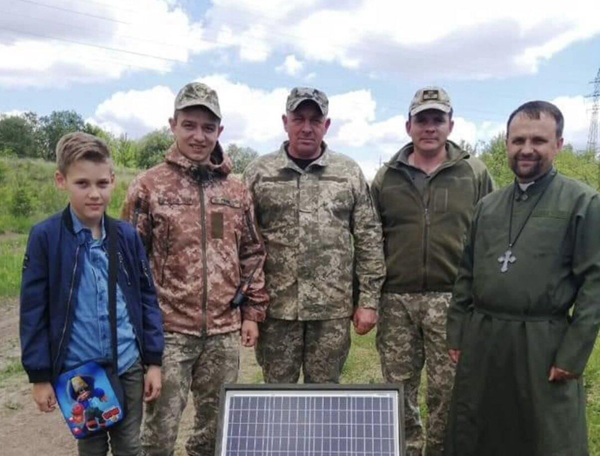 10-летний мальчик отдал свои деньги с коляды и дня рождения на технику для ВСУ 10-летний мальчик отдал свои деньги с коляды и дня рождения на технику для ВСУ