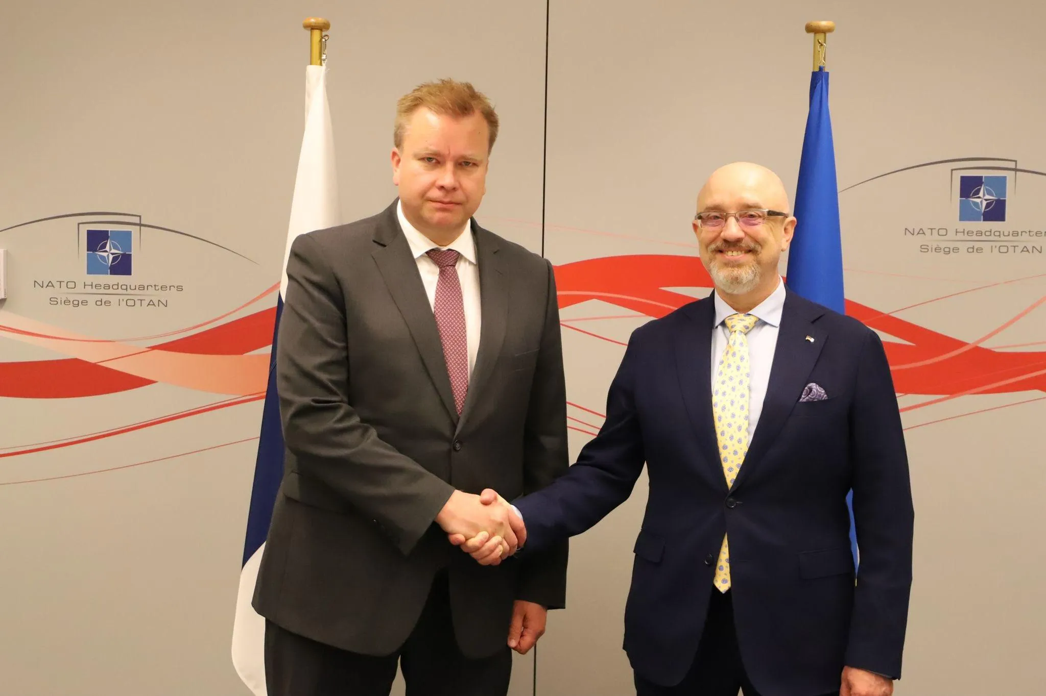 Резніков подякував фінському міністру за підтримку України Резніков подякував фінському міністру за підтримку України