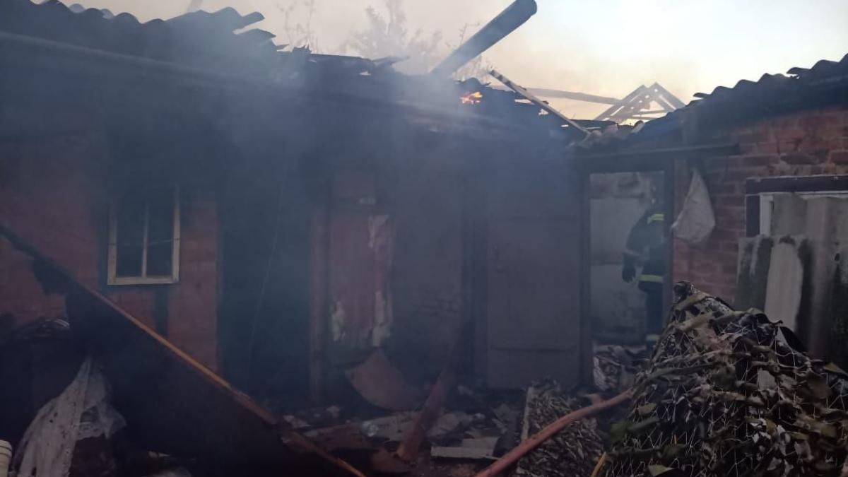 Увечері ворожі гелікоптери обстріляли Глухівщину, вдень на міні підірвалося авто з людьми, – ОВА Увечері ворожі гелікоптери обстріляли Глухівщину, вдень на міні підірвалося авто з людьми, – ОВА