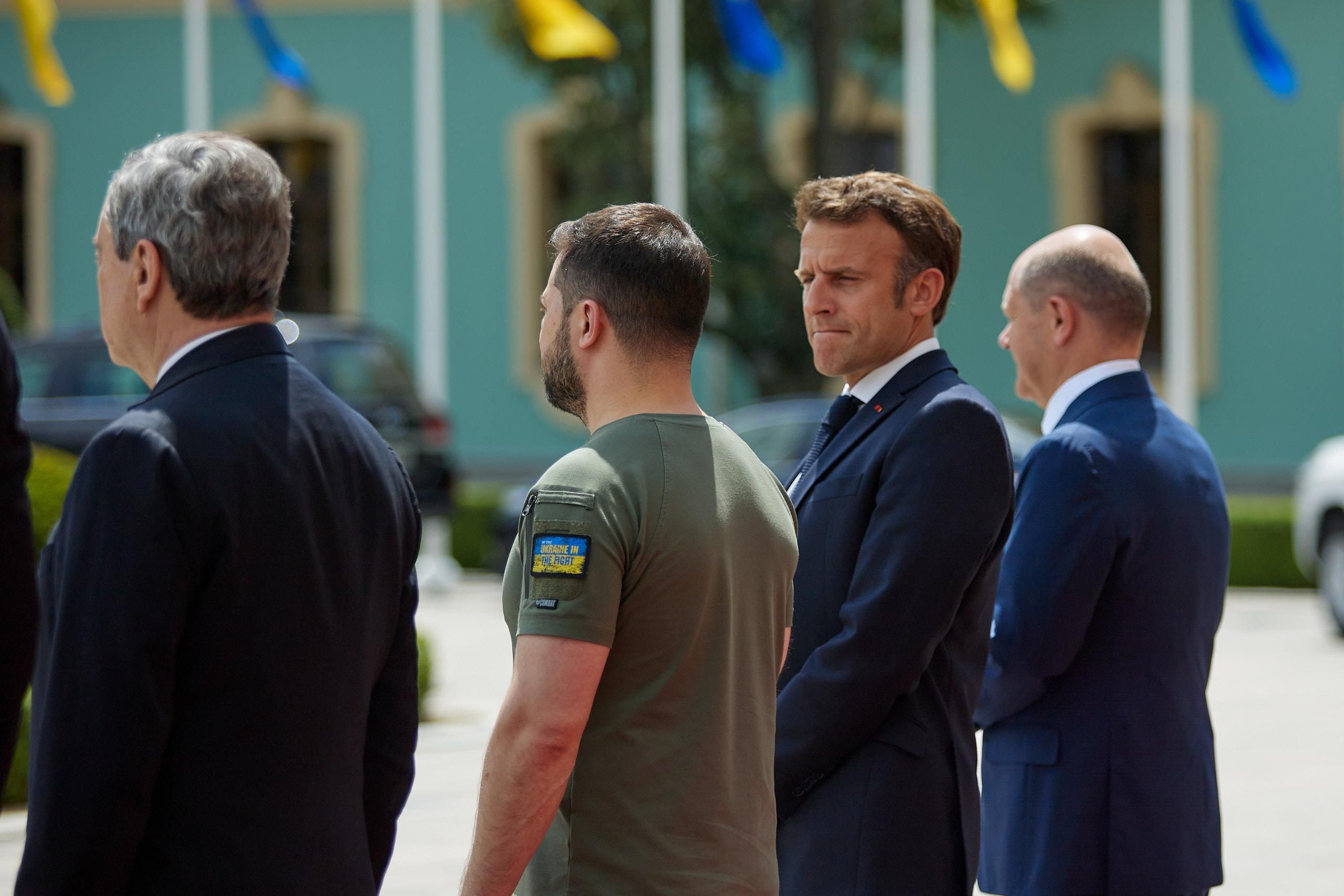 После победы Украины с Россией все равно придется разговаривать, – Макрон После победы Украины с Россией все равно придется разговаривать, – Макрон