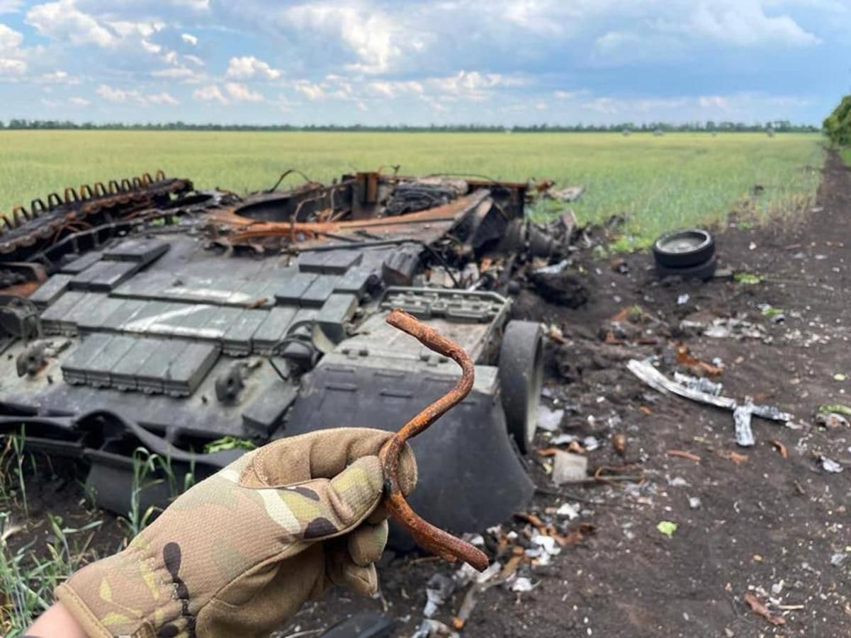 ВСУ нанесли ракетный удар по скоплению российской техники в районе Новой Каховки