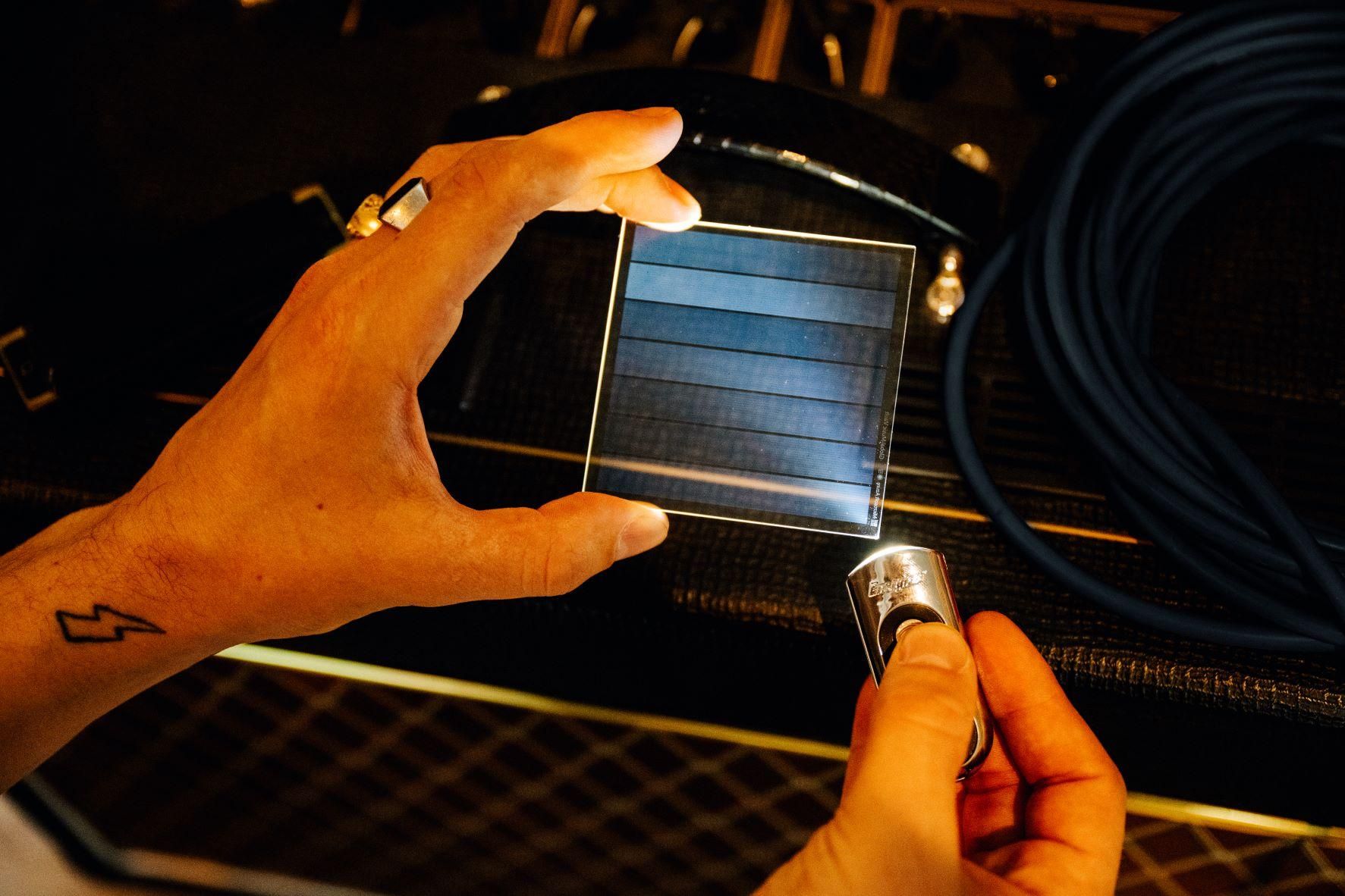 Microsoft збереже музику на кварцових пластинах для майбутніх поколінь для чого це роблять - Техно Microsoft збереже музику на кварцових пластинах для майбутніх поколінь для чого це роблять - Техно