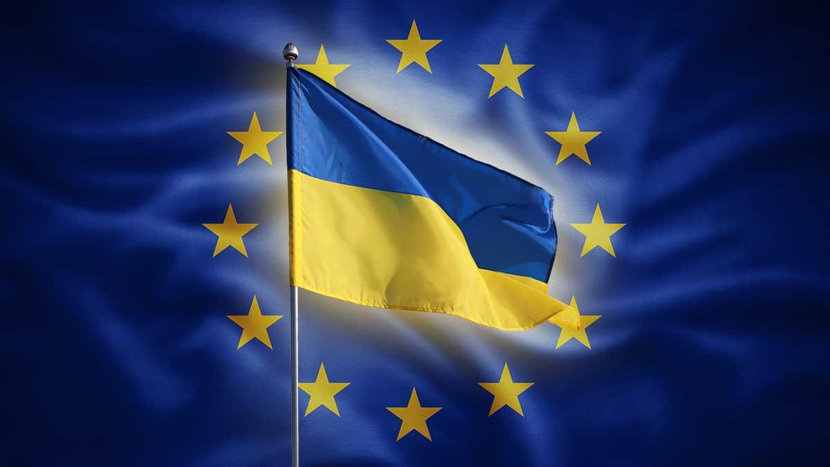 Статус кандидата у члени ЄС: у Зеленського пояснили, що це означає для України
