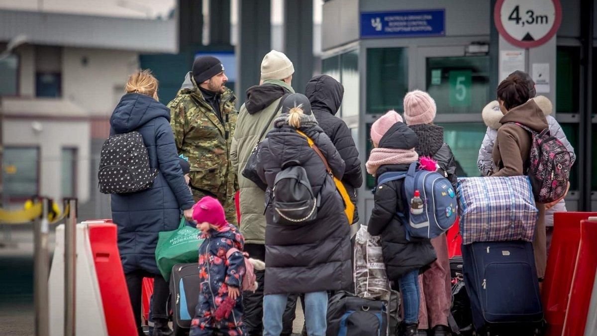 Почти половина выехавших из страны украинцев уже вернулись домой