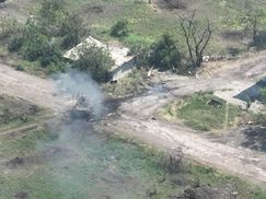 ЗСУ з британських гаубиць знищили ворожі танк і 2 БМП разом з екіпажем