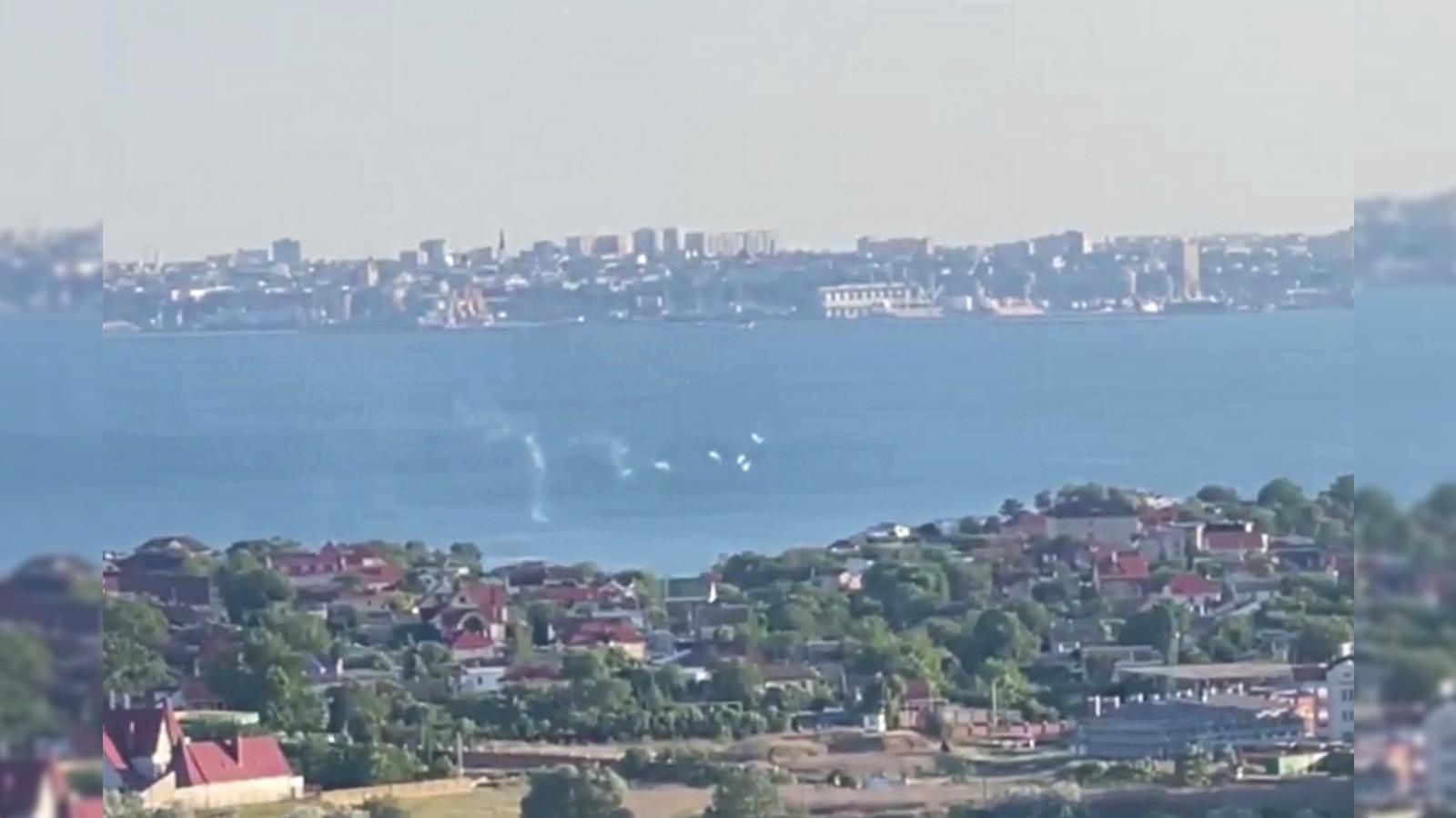 Под Одессой снова додумались запустить салют во время тревоги Под Одессой снова додумались запустить салют во время тревоги