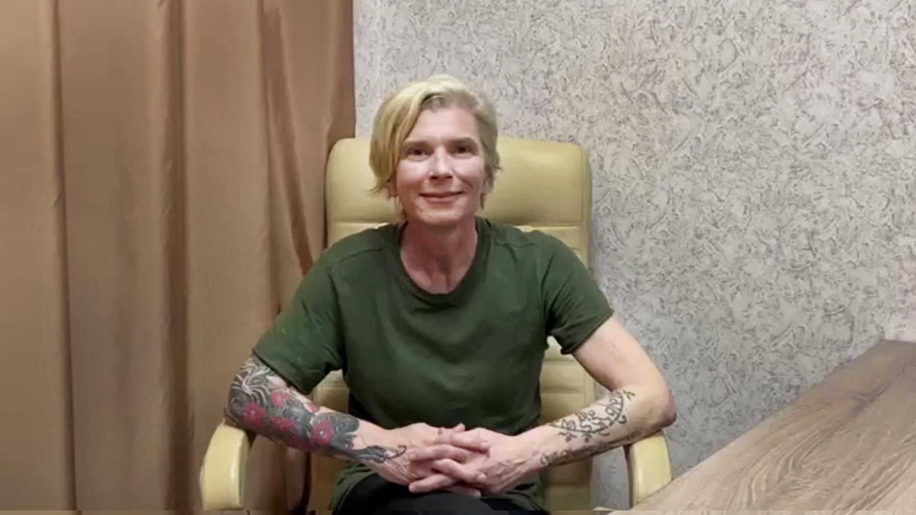 "Все получится, все мы будем дома": появилось первое видео с "Тайрой" после возвращения из плена "Все получится, все мы будем дома": появилось первое видео с "Тайрой" после возвращения из плена