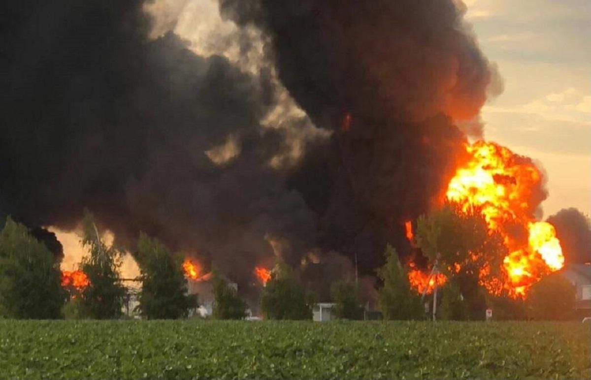 У Новомосковському районі на нафтобазі вибухнув резервуар з паливом: загинув рятувальник