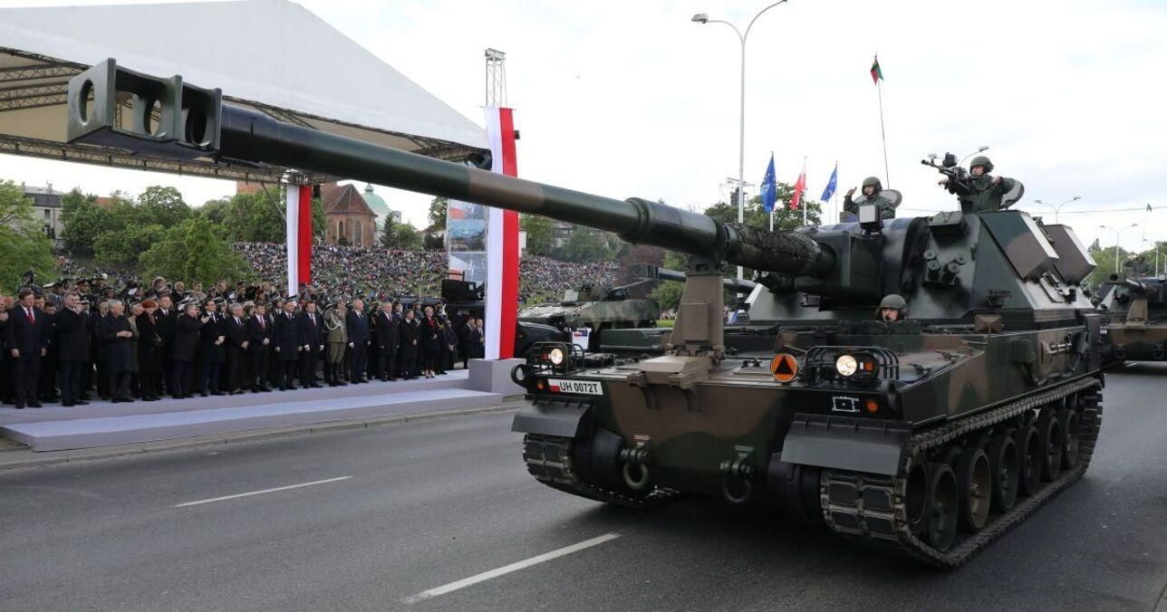 Польща передала Україні самохідні артилерійські установки AHS Krab: на що вони здатні