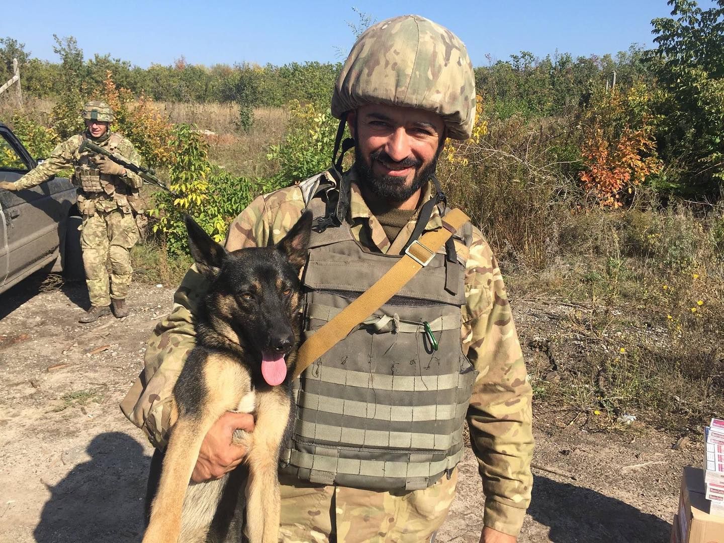 Бус подлетел на 7 метров, – Маси Найем рассказал о том, как взорвался на мине и потерял глаз Бус подлетел на 7 метров, – Маси Найем рассказал о том, как взорвался на мине и потерял глаз